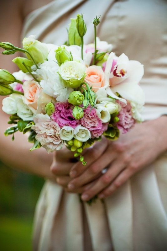 Attendant bouquet courtesy of Sayer Photography.jpg