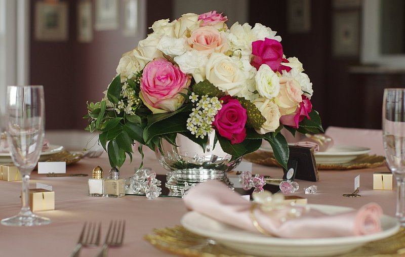Monday evening reception at Woodlake centerpiece.jpg