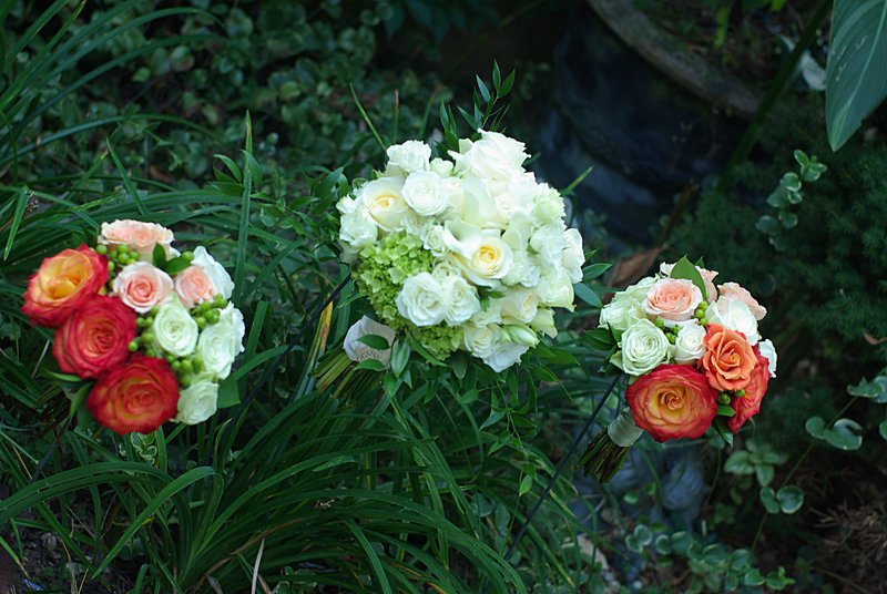 September bridal and attendant bouquets top view.jpg