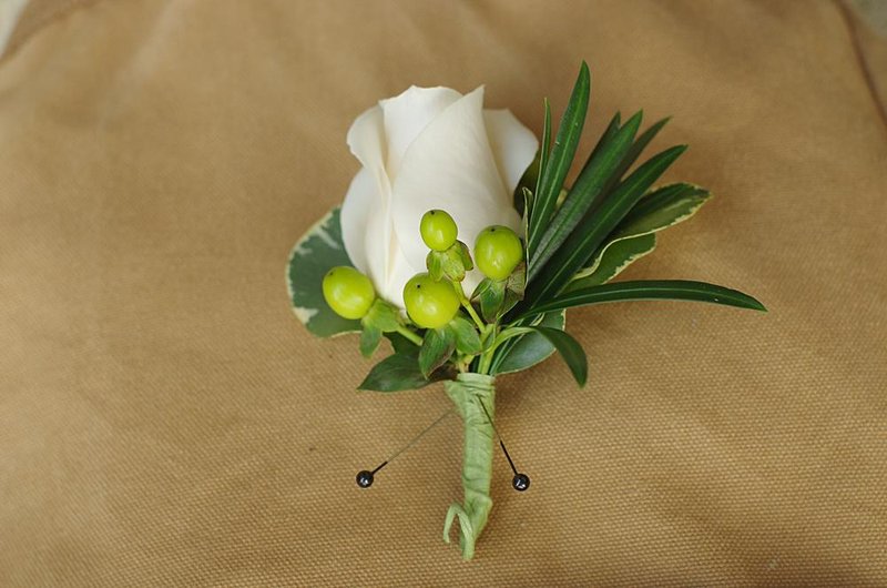 White Rose on Canvass.jpg