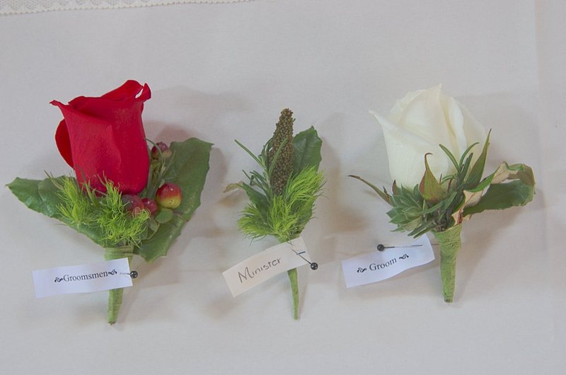 9-21 boutonnieres.jpg