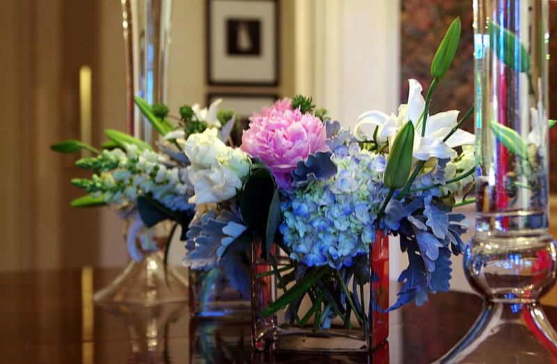 Dining room table.jpg