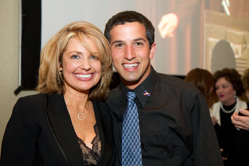 2011 Capitol Careaoke-8952.jpg
