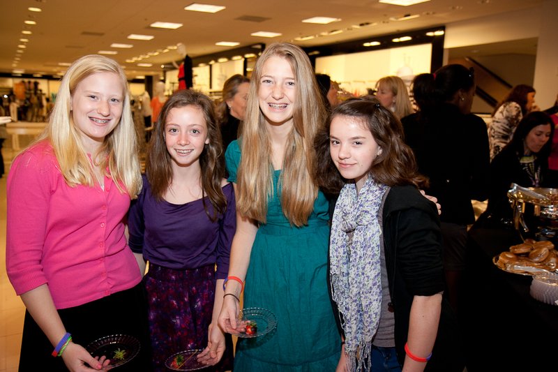 2011 Fashion Show-7686.jpg
