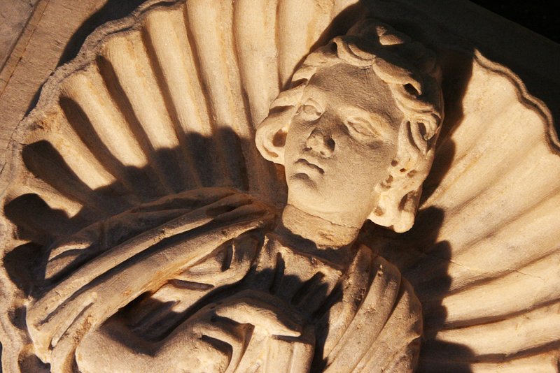 Roman Angel (4646).jpg