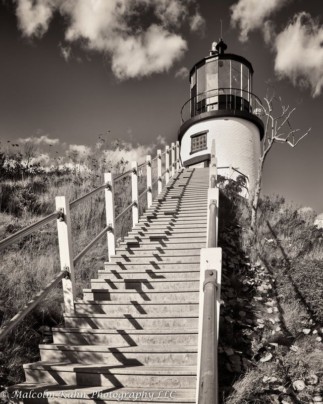 Owls Head Lighthouse ME 16x20 BW V2.jpg