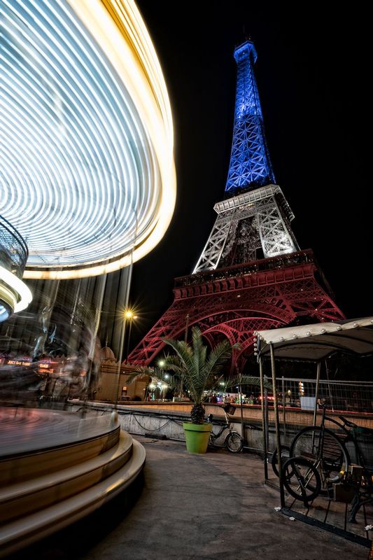 Eiffel Tower 2.jpg