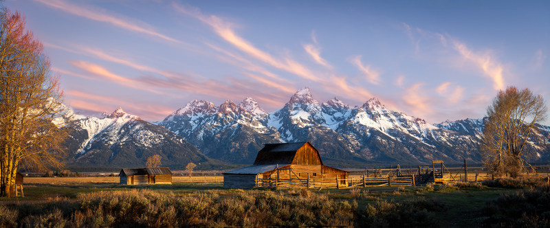 Grand Tetons - Mormon Barn.jpg
