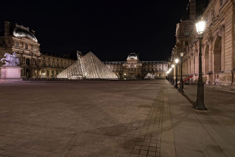 Louvre.jpg