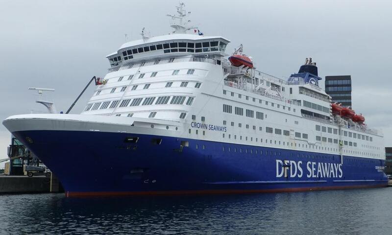 Crown Seaways ferry.jpg