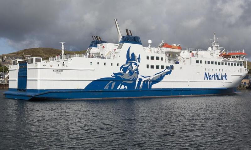 Hamnavoe ferry.jpg