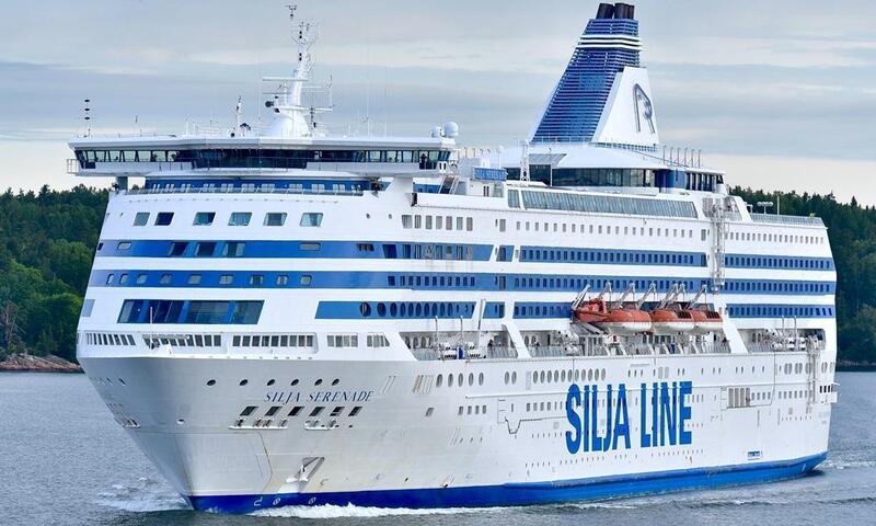 Silja Serenade ferry.jpg