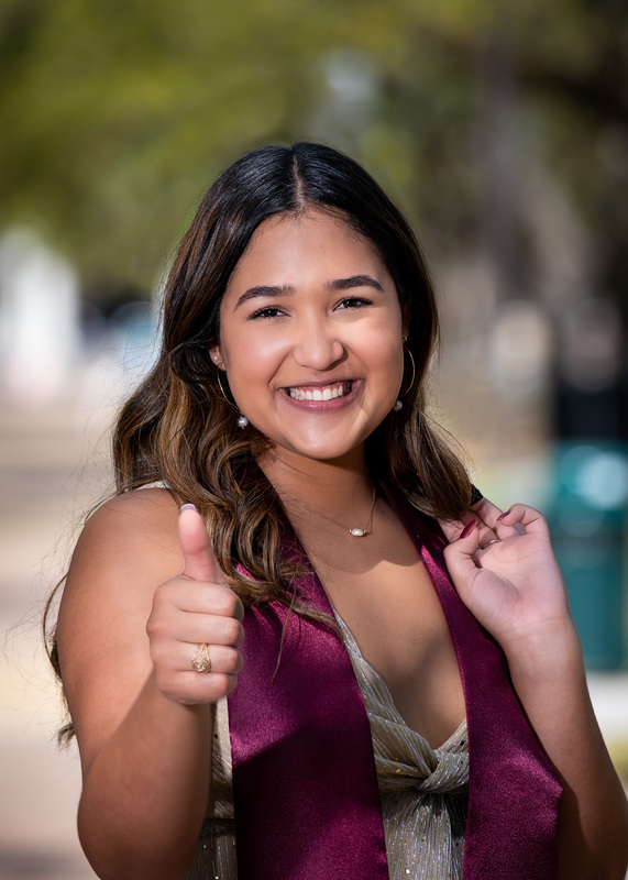 MKSeniors_007.jpg
