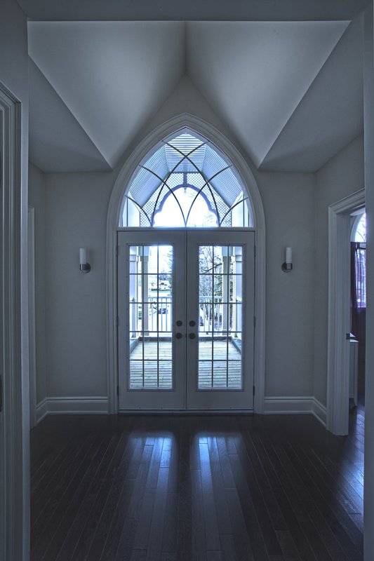 Balcony1HDR2.jpg