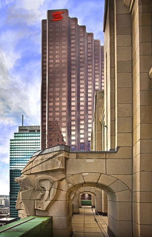 Scotiabank tower Toronto.jpg