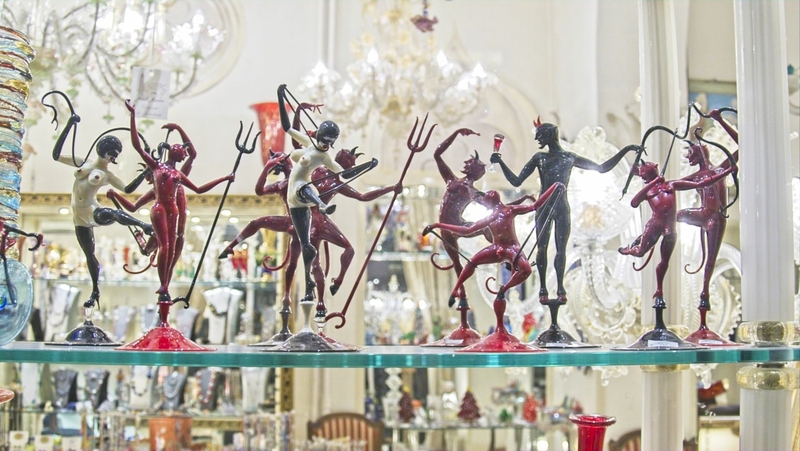 Shop window Rome.jpg