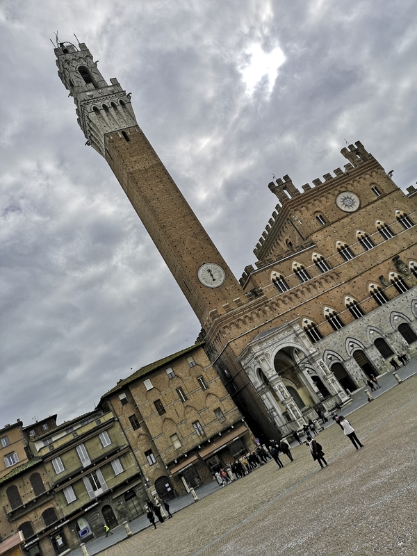 Siena2.jpg :: rhdr
