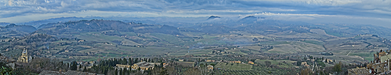 Val d Orcia pano3.jpg
