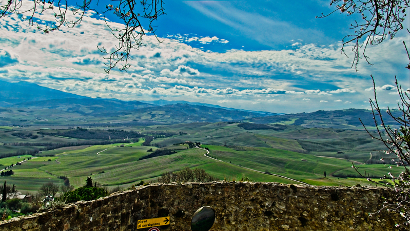 View from Pienza.jpg