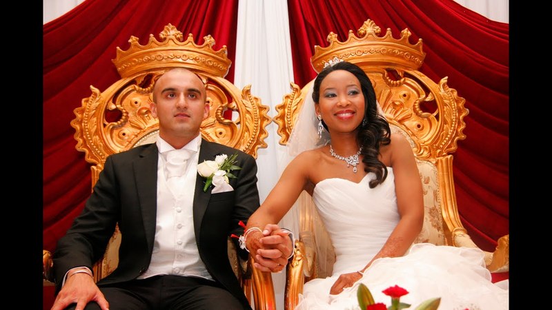 PHOTO BOOTH BUSINESS CARD WEDDING PIC 2.jpg
