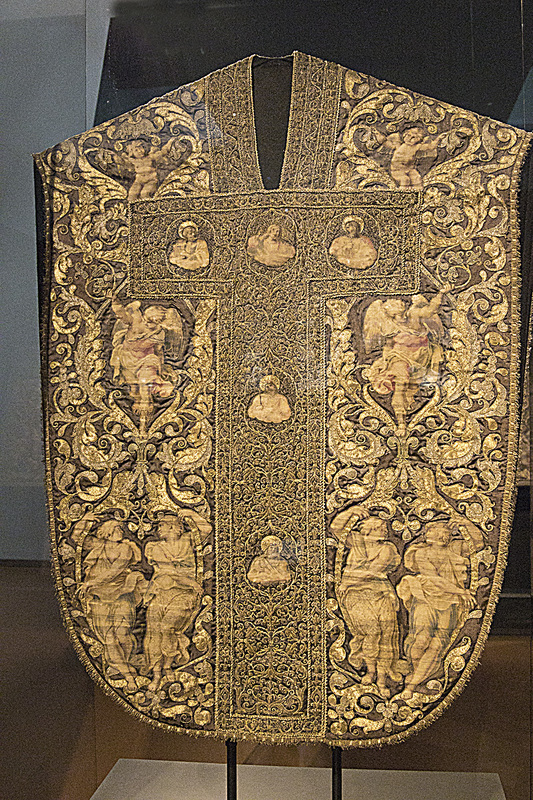 _MG_4648 copy.jpg :: Annibale Carracci     Odoardo Farnese's chasuble  (end 16 or start 17 th Century)