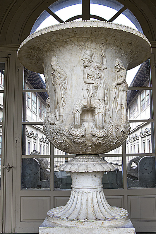 _MG_4819 copy.jpg :: Roman Urn