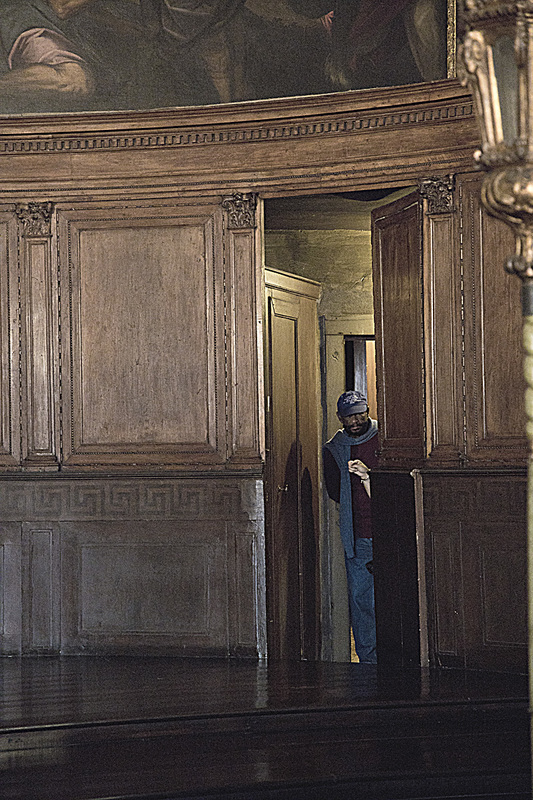 _MG_5407 copy(1).jpg :: Hidden door into chamber