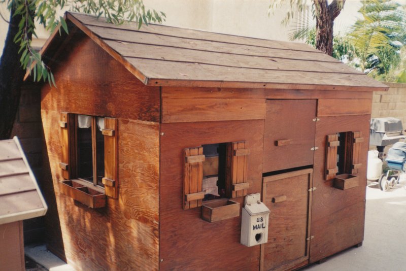 Fun paint picture 2.jpg :: Before and after playhouse