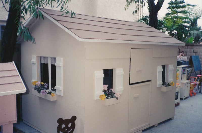 Fun paint picture.jpg :: Before and after playhouse