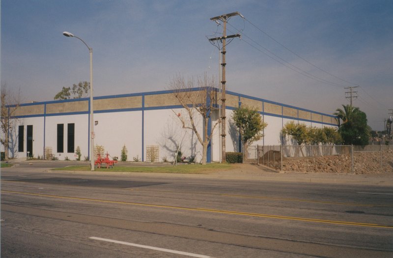 Irvine commercial paint job 6.jpg :: Extensive preparation and paint