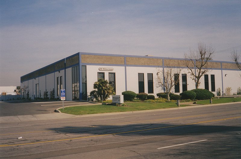 Irvine commercial paint job 7.jpg :: Extensive preparation and paint