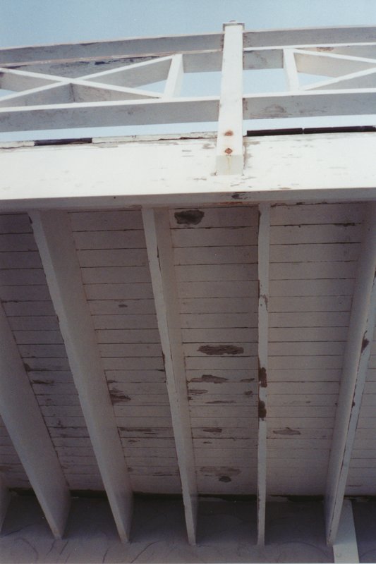 Laguna Beach exterior 2.jpg :: Exterior paint, as good as it gets on location