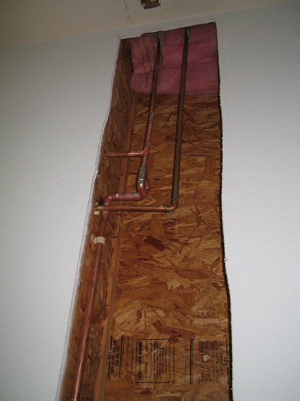 todds pictures 156.jpg :: Plumbing slab leak.