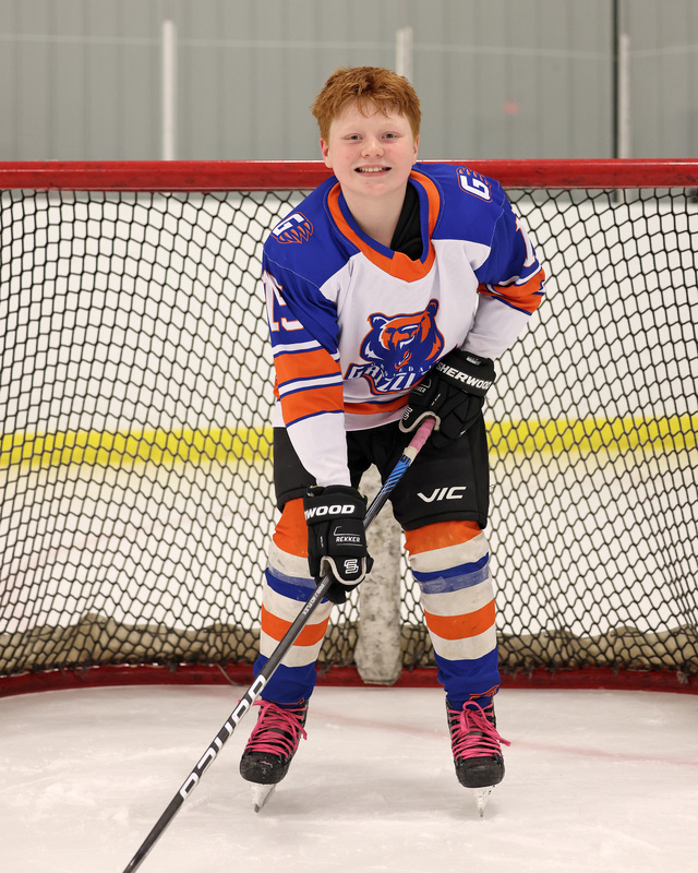 15 RILEY MANNING  8X10.jpg