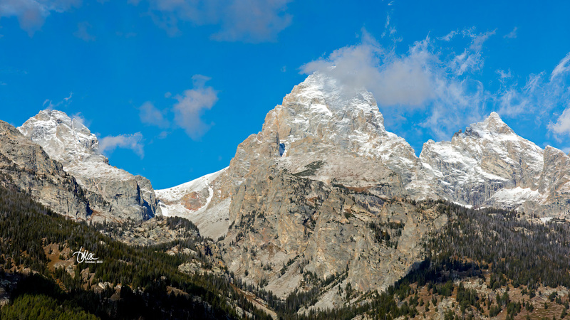 TMAC1417.jpg :: Upscaled with Gigapixel v8.4.3. 5472x3078 => 5472x3078 (1x) @ 300 ppi Model: RecoveryV2, detail: 0.38008846489719805