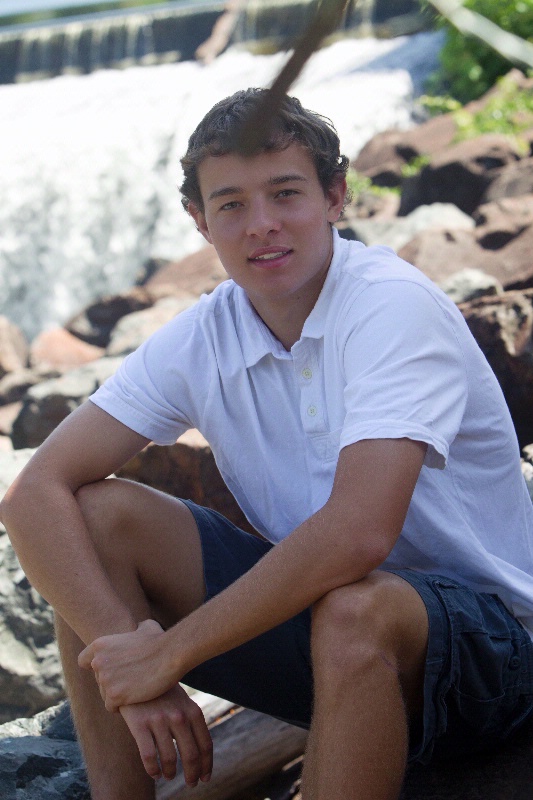 PETE0077_pp2.jpg