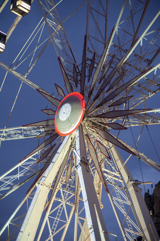 Antwerp Ferris Wheel at dusk 2.jpg
