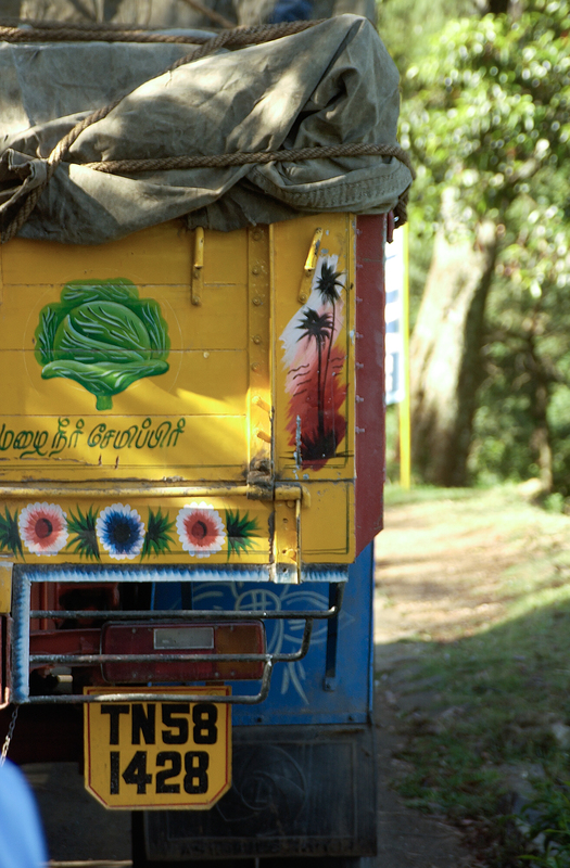 Coonoor truck.jpg :: Coonoor truck