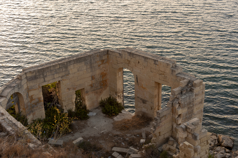 Malta 4.jpg :: Valletta, Malta Ruins overlooking the ocean