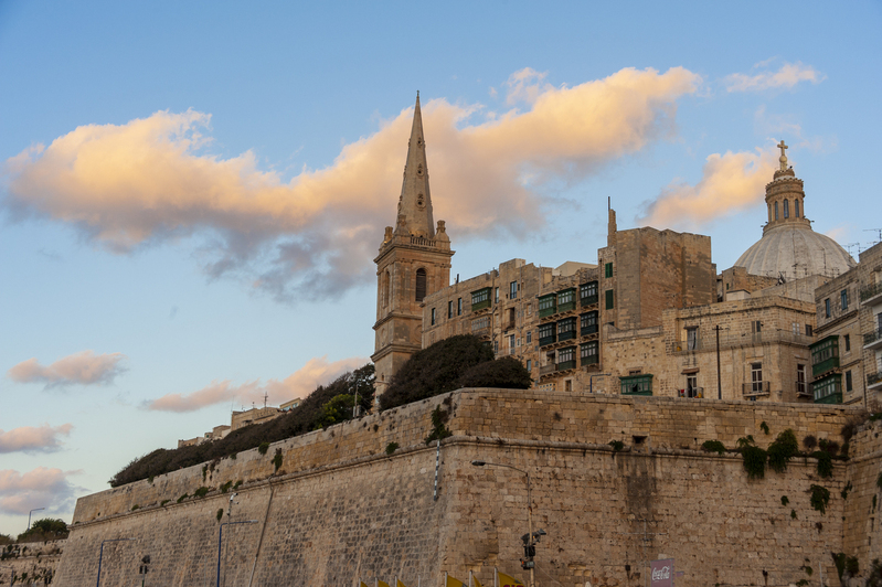Malta 5.jpg :: Valletta, Malta The dome of our lady of Mount Carmel and 