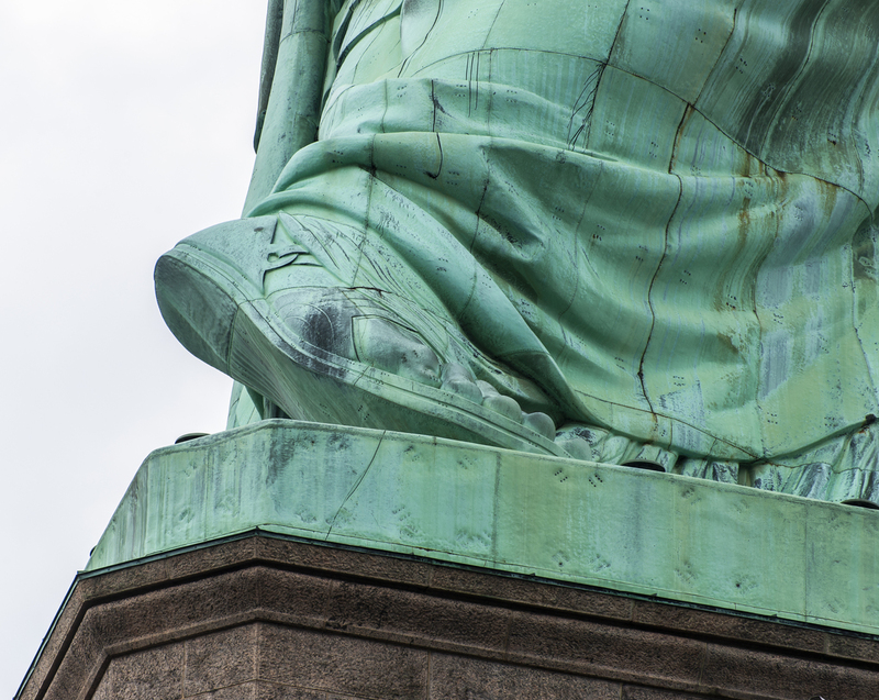 Statue of Liberty right sandal.jpg :: Statue of Liberty right sandal