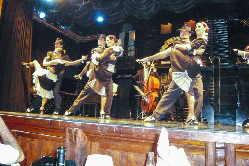 Tango 1.jpg :: Tango chub In Buenos Aires