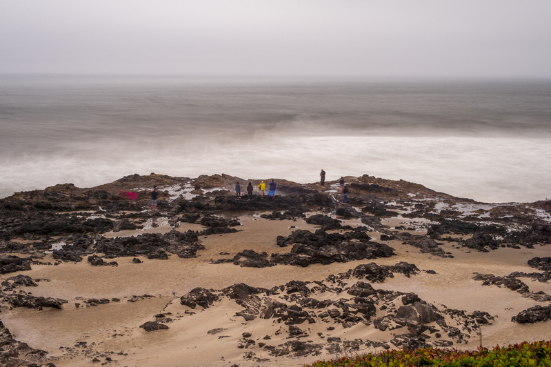 Thors Well 08.jpg :: Thor's Well - A sinkhole that seems to swallow the entirety of the Pacific ocean