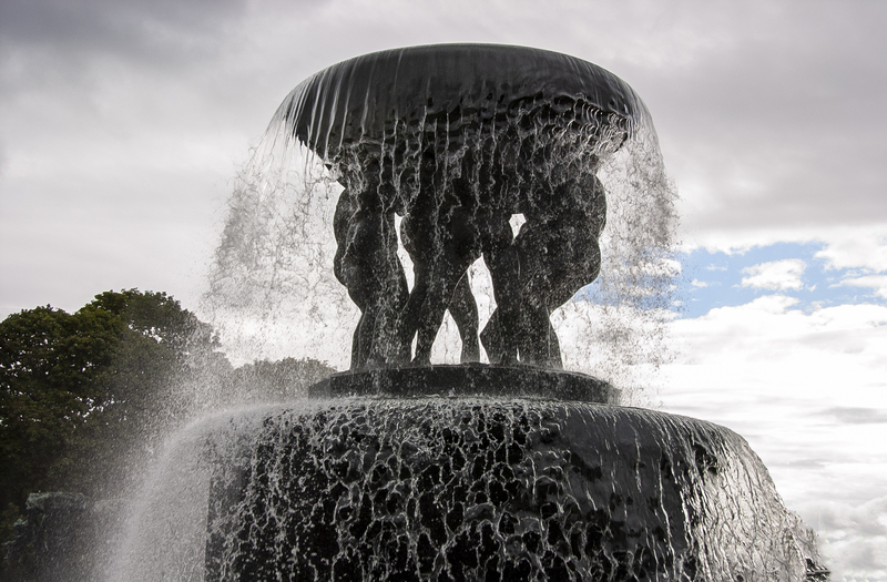 Vigeland Sculpture park 2.jpg :: Vigeland Sculpture park 2