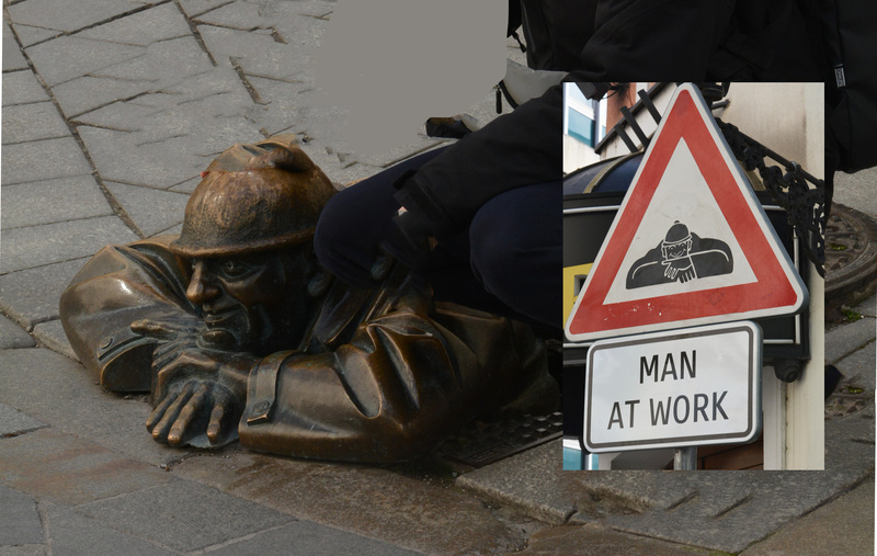 Bratislava Rubberneck statue (2).jpg