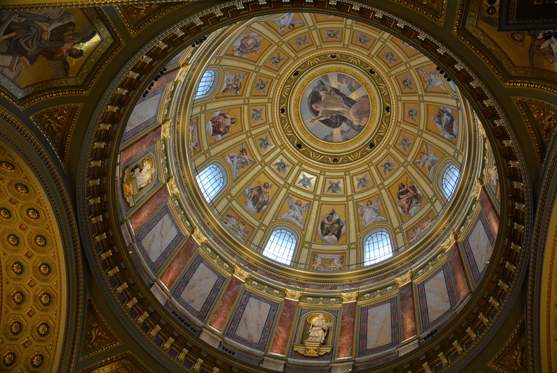 Budapest Basilica 10.jpg
