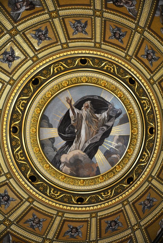 Budapest Basilica 11.jpg