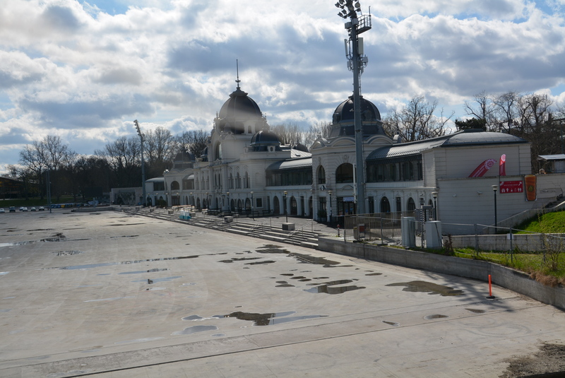Budapest city park 3.jpg