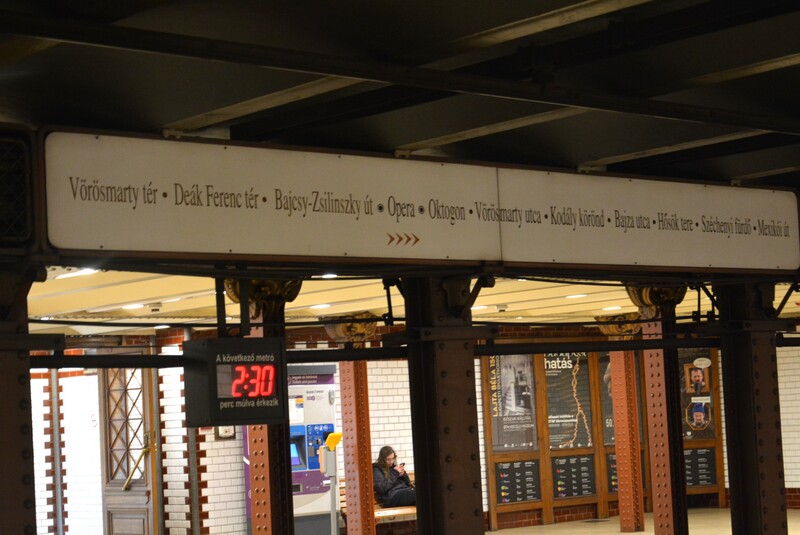 Budapest subway 2.jpg