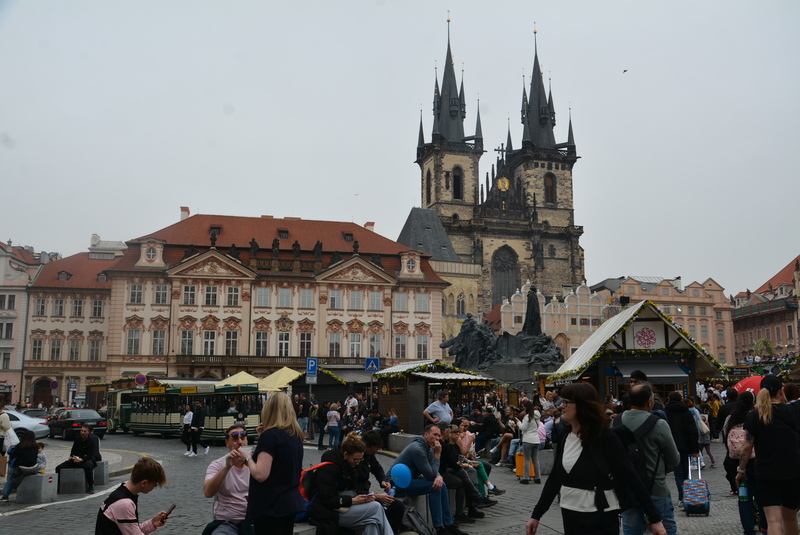 Prague Easter Market Old Town Square 12.jpg